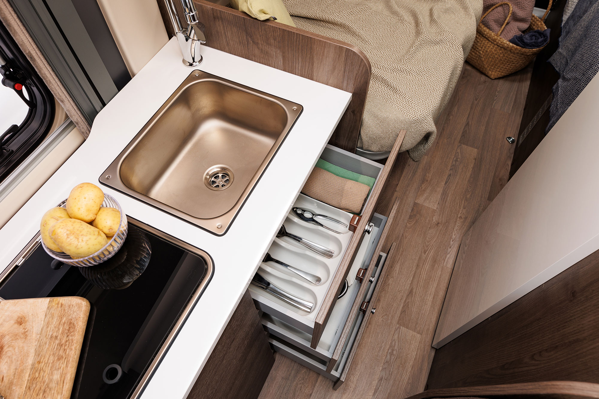 Benimar BENIVAN 170PS